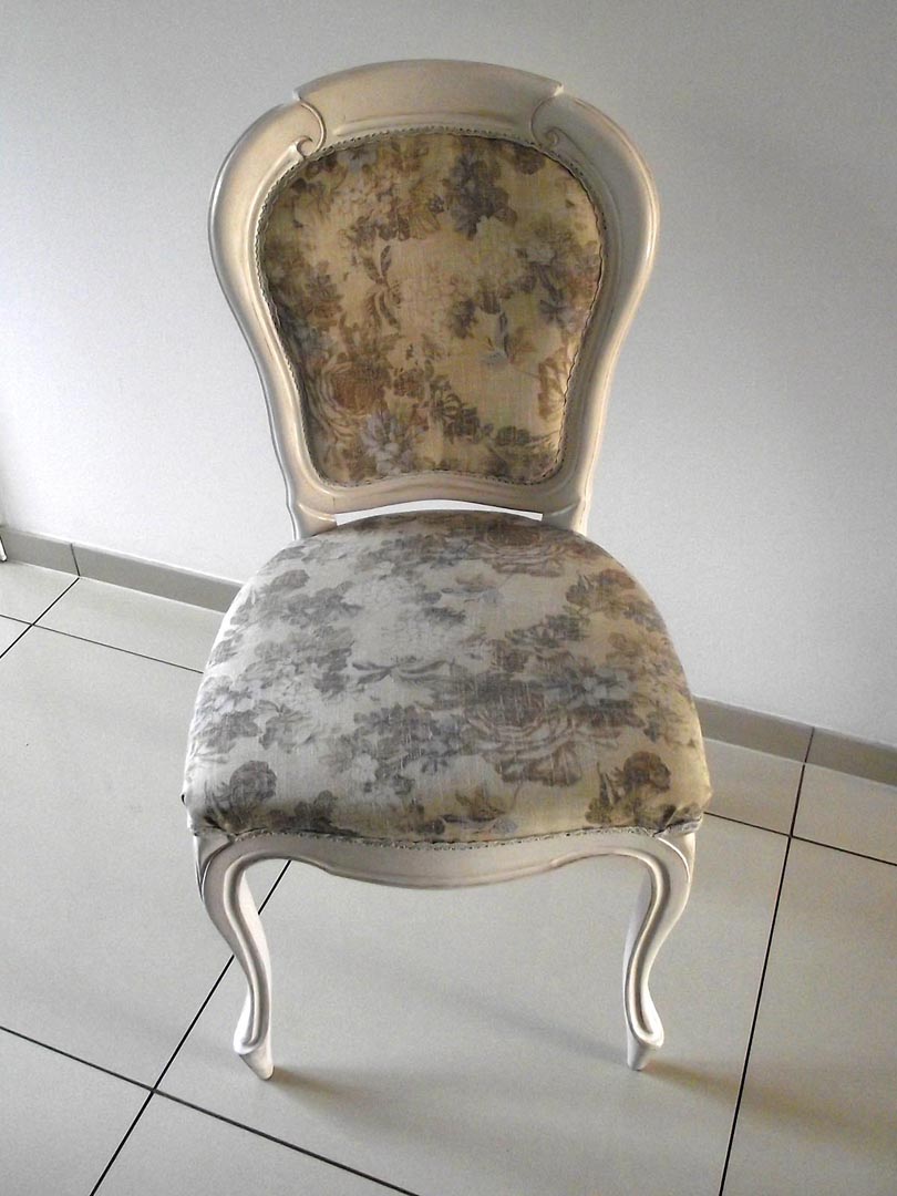 03krzesła